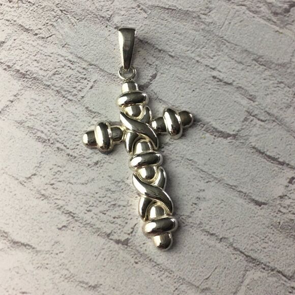 Sterling silver cross pendant - Picture 1 of 5